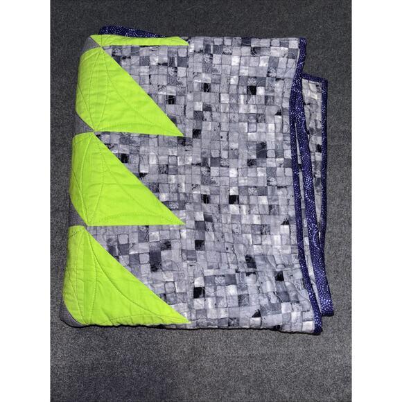 Handmade Modern 52x60 Quilt With Blue, Green And Gray Design. - Picture 10 of 11